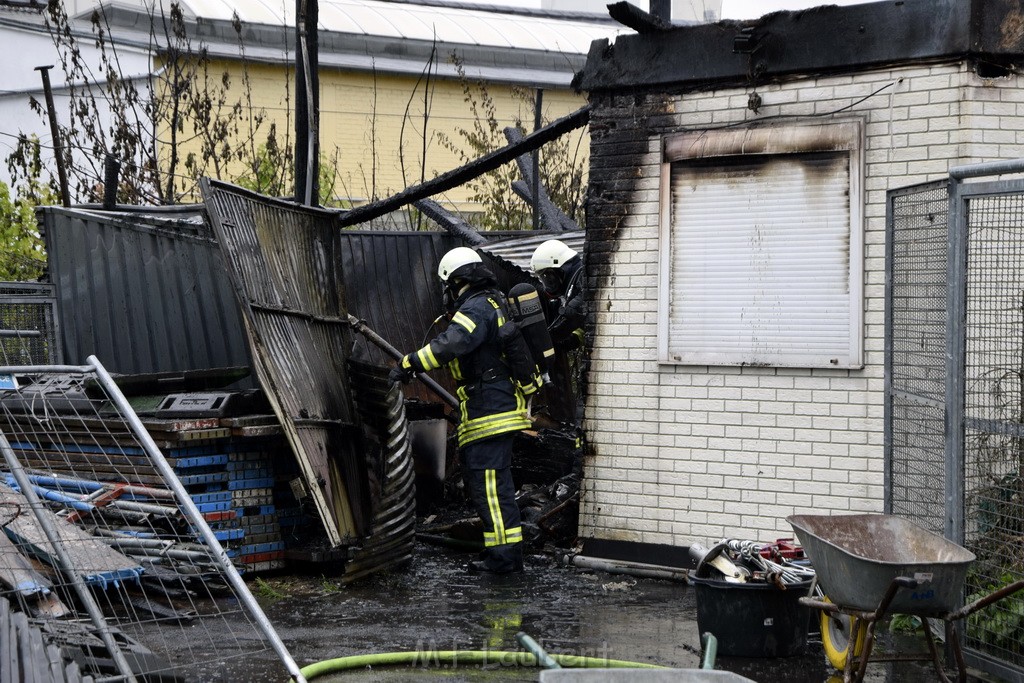 Feuer 4 Bergisch Gladbach Gronau Am Kuhlerbusch P186.JPG - Miklos Laubert